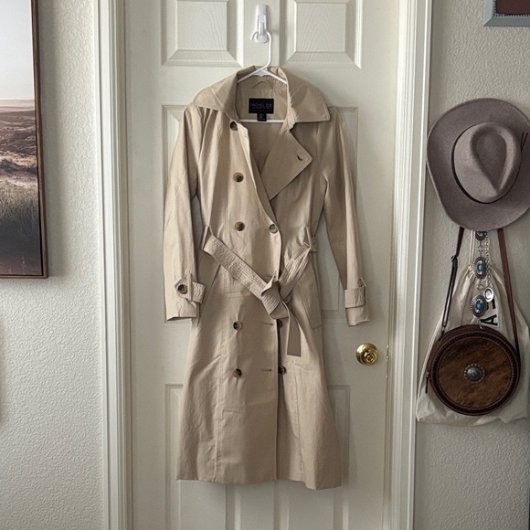Rachel Zoe Beige Trench Coat - Picture 1 of 4